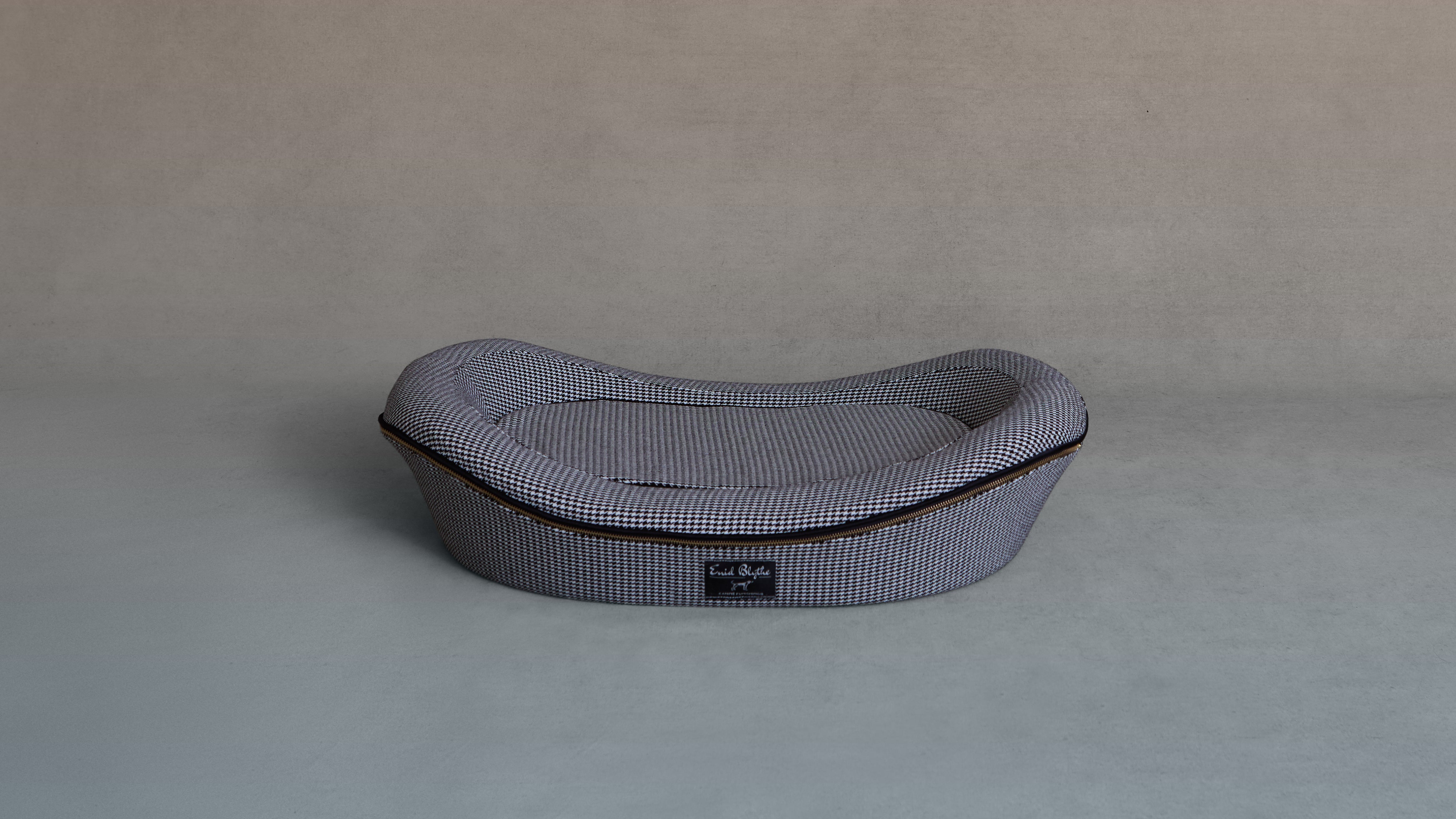 Houndstooth Dog Bed