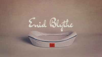 How to put your Enid Blythe dog bed cover on